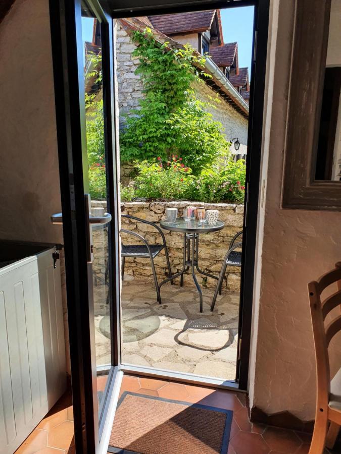 Gites Sur Le Causse De St Chels, Charme Sport Et Detente Saint-Chels Exterior foto